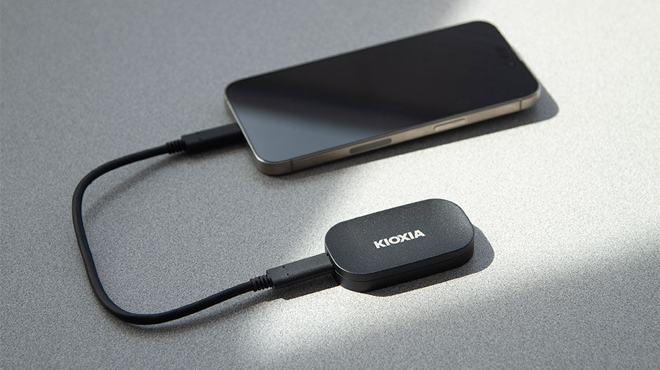 1TB KIOXIA EXCERİA PLUS G2 1050/1000MB/s USB 3.2 GEN2 TYPE-C TAŞINABİLİR SSD DİSK LXD20K001TG8