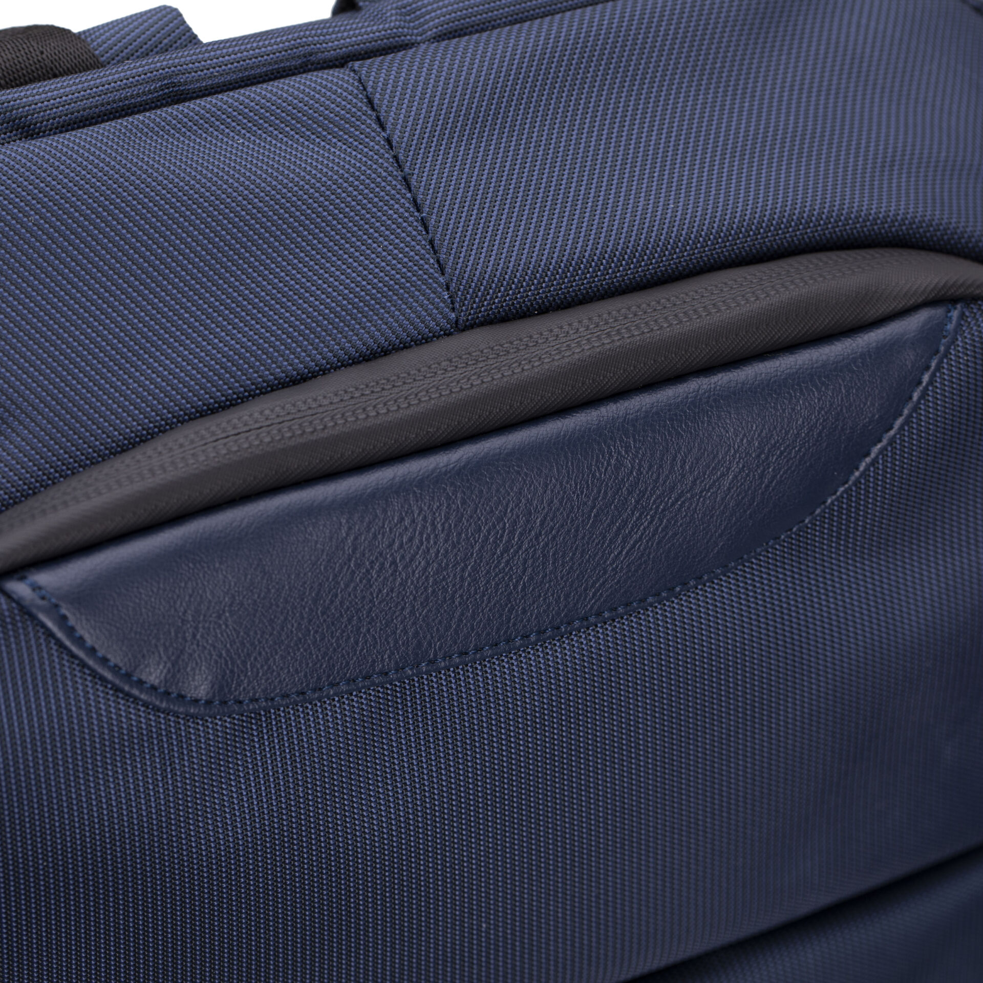 PLM NEPTUN NOTEBOOK SIRT ÇANTASI LACİVERT 15.6''
